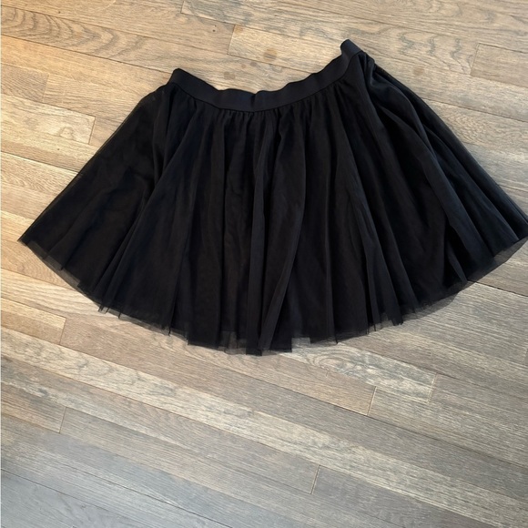 Lauren Conrad Elegant Black Tulle Skirt size large - Picture 7 of 8
